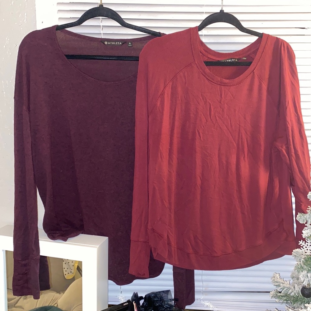 two athleta long sleeve tops